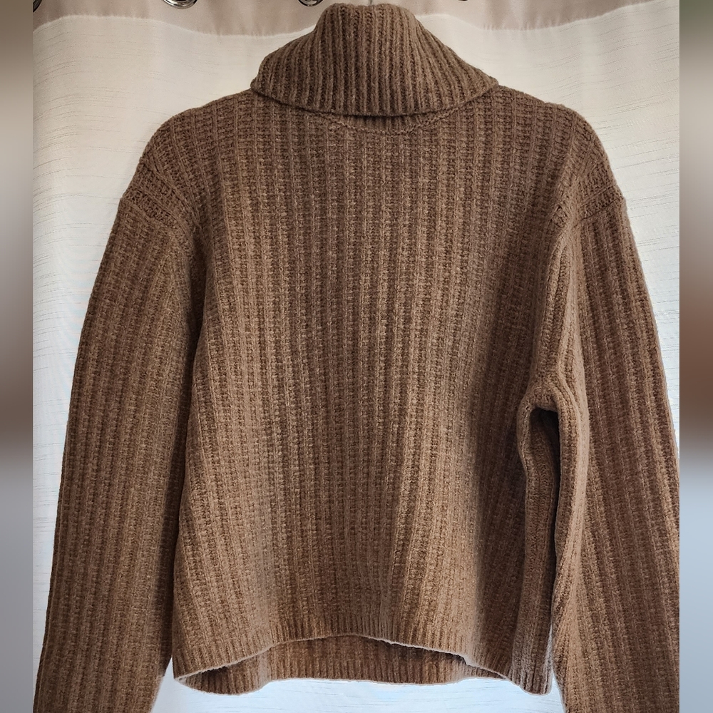 Universal Thread Turtleneck Crop Sweater